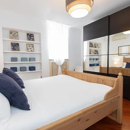 Pantheon Rondanini Luxury Penthouse Rom