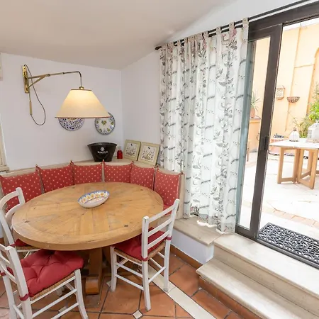 Pantheon Rondanini Luxury Penthouse Rom