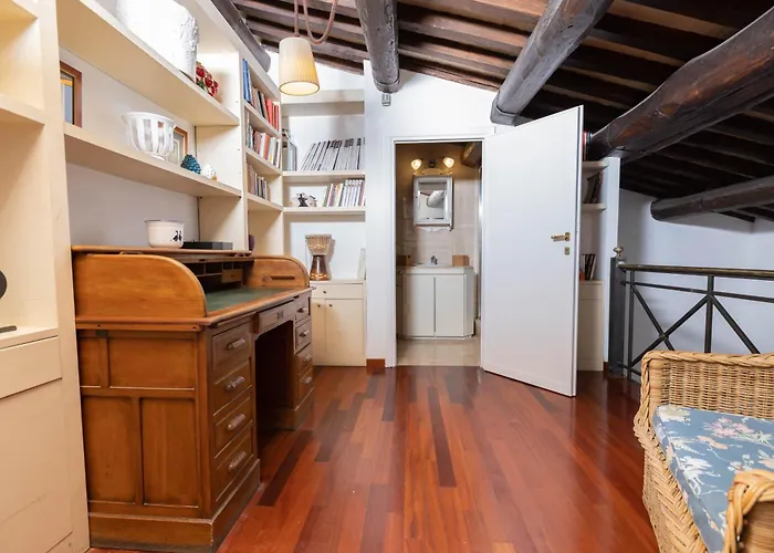 Pantheon Rondanini Luxury Penthouse